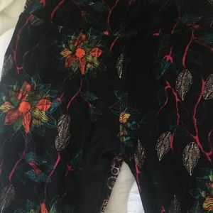Lularoe Xmas leggings OS.